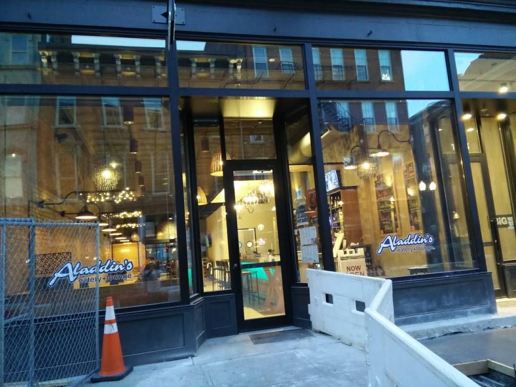 Aladdins Eatery Hyde Park | restaurant | 3664 Edwards Rd, Cincinnati, OH 45208, USA | 5138718333 OR +1 513-871-8333