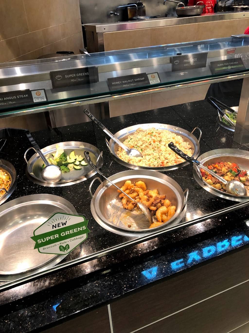 Panda Express | meal takeaway | 122 Hawthorn Center, Vernon Hills, IL 60061, USA | 8479189829 OR +1 847-918-9829