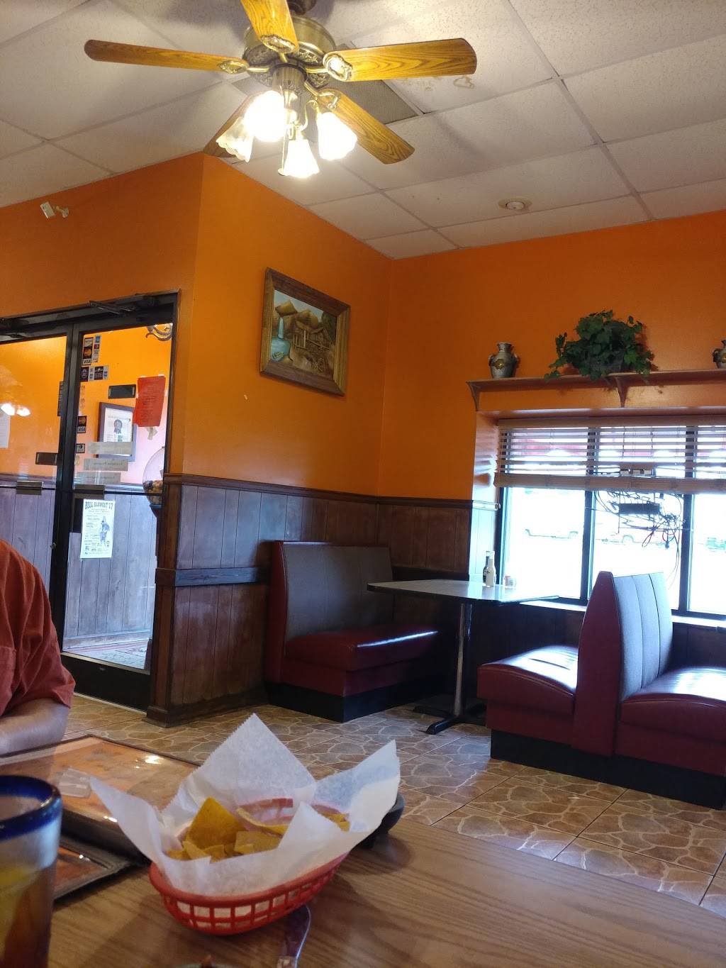 Atzimba Mexican Restaurant | restaurant | 516 S Broad St, Lexington, TN 38351, USA | 7319689370 OR +1 731-968-9370