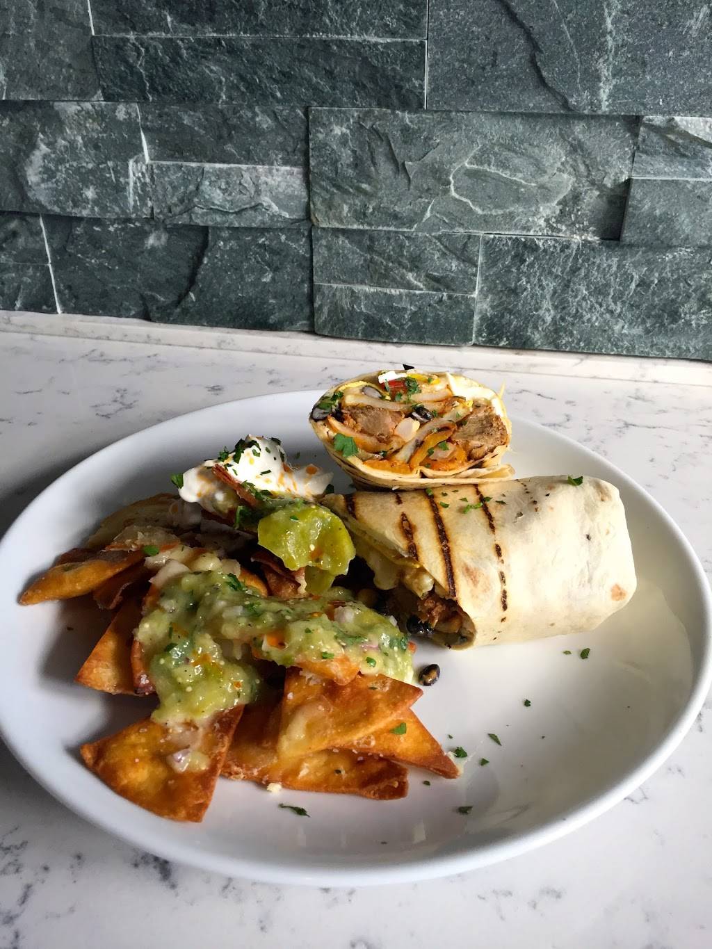 Amaia Martini Bar | restaurant | 176 Main St, Hudson, MA 01749, USA | 9785679779 OR +1 978-567-9779