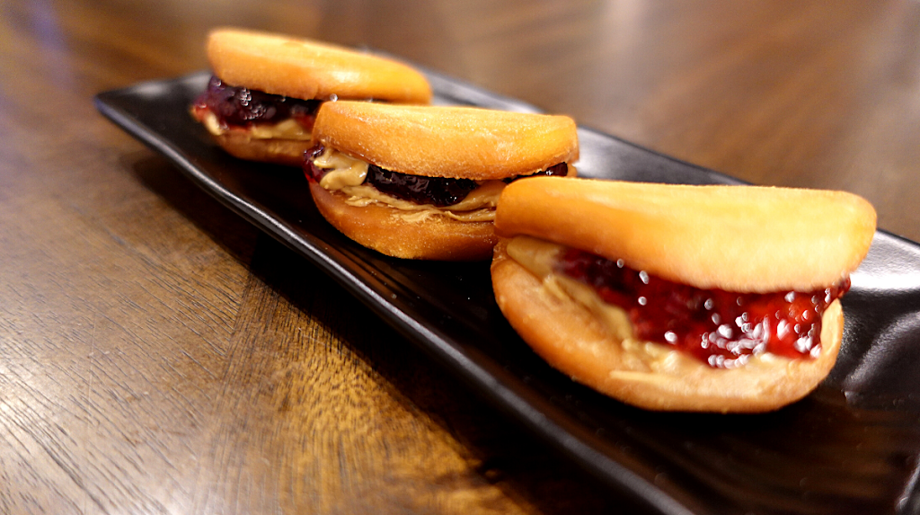 Take a Bao Eats | restaurant | 3517 N Spaulding Ave, Chicago, IL 60618, USA | 7738881084 OR +1 773-888-1084