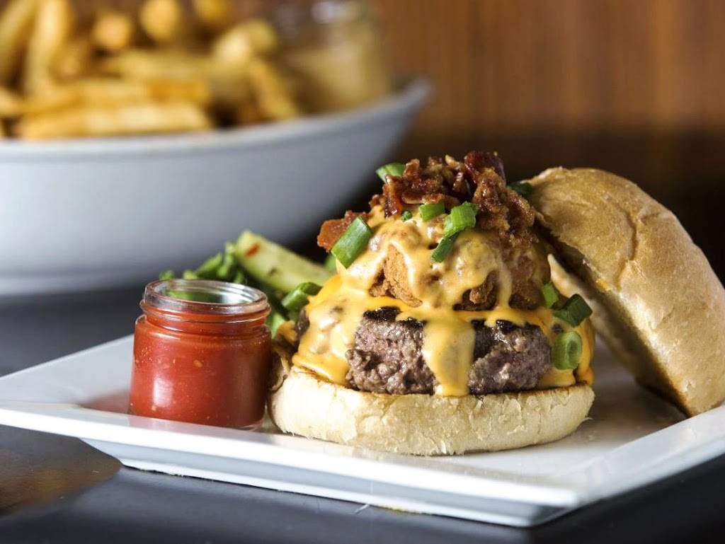 Baileys Range | restaurant | 1420, 920 Olive St, St. Louis, MO 63101, USA | 3142418121 OR +1 314-241-8121