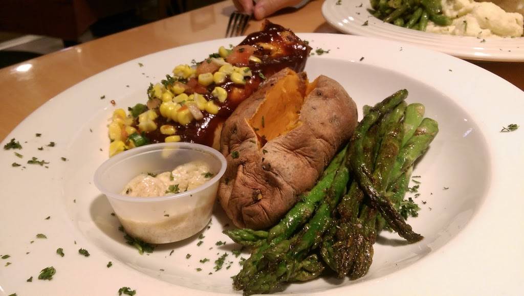 Busters Doughboys & Clam Cakes | restaurant | 8320 W Sunrise Blvd, Plantation, FL 33322, USA | 9547656665 OR +1 954-765-6665