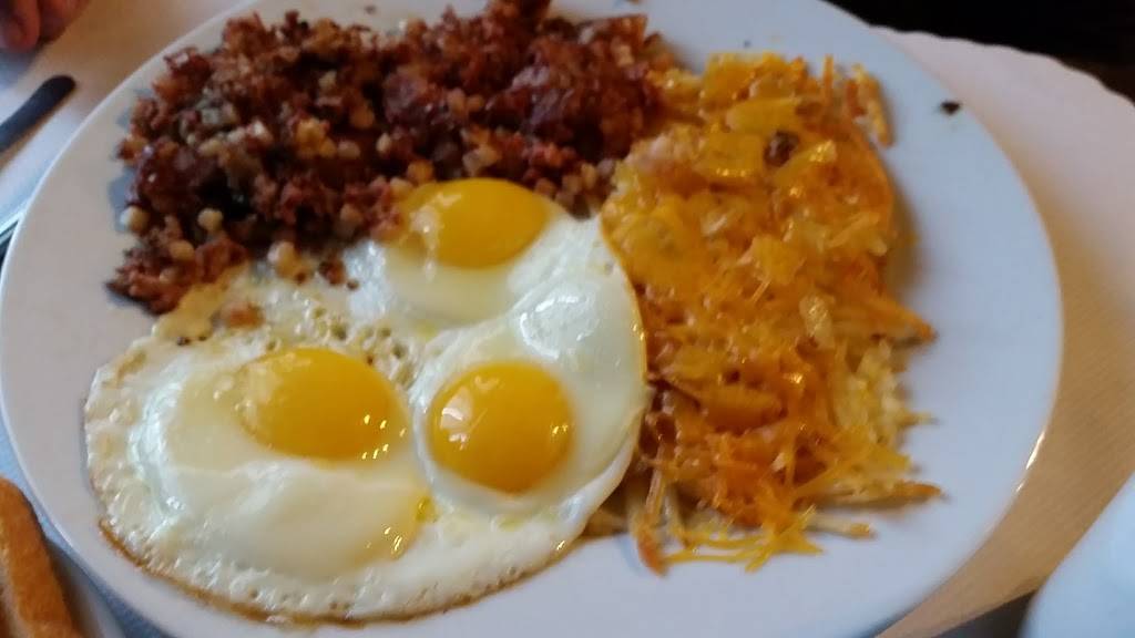 The Hayward Ranch | restaurant | 22877 Mission Blvd, Hayward, CA 94541, USA | 5105375522 OR +1 510-537-5522