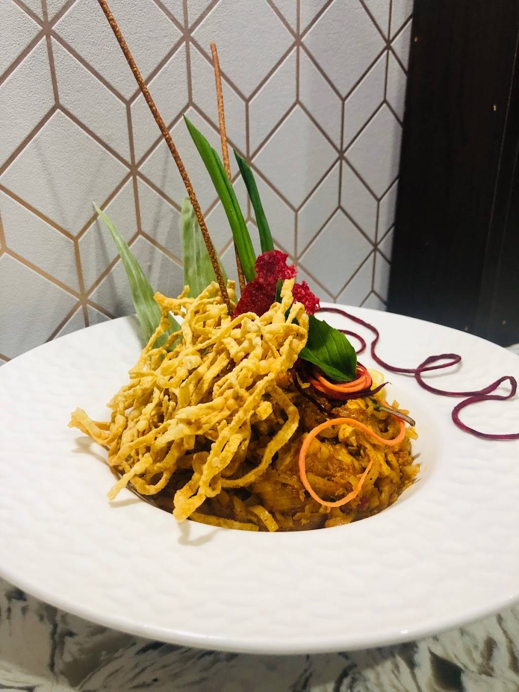 Thai One on Dundas | restaurant | 3132 Dundas St W, Toronto, ON M6P 2A1, Canada | 4165168080 OR +1 416-516-8080