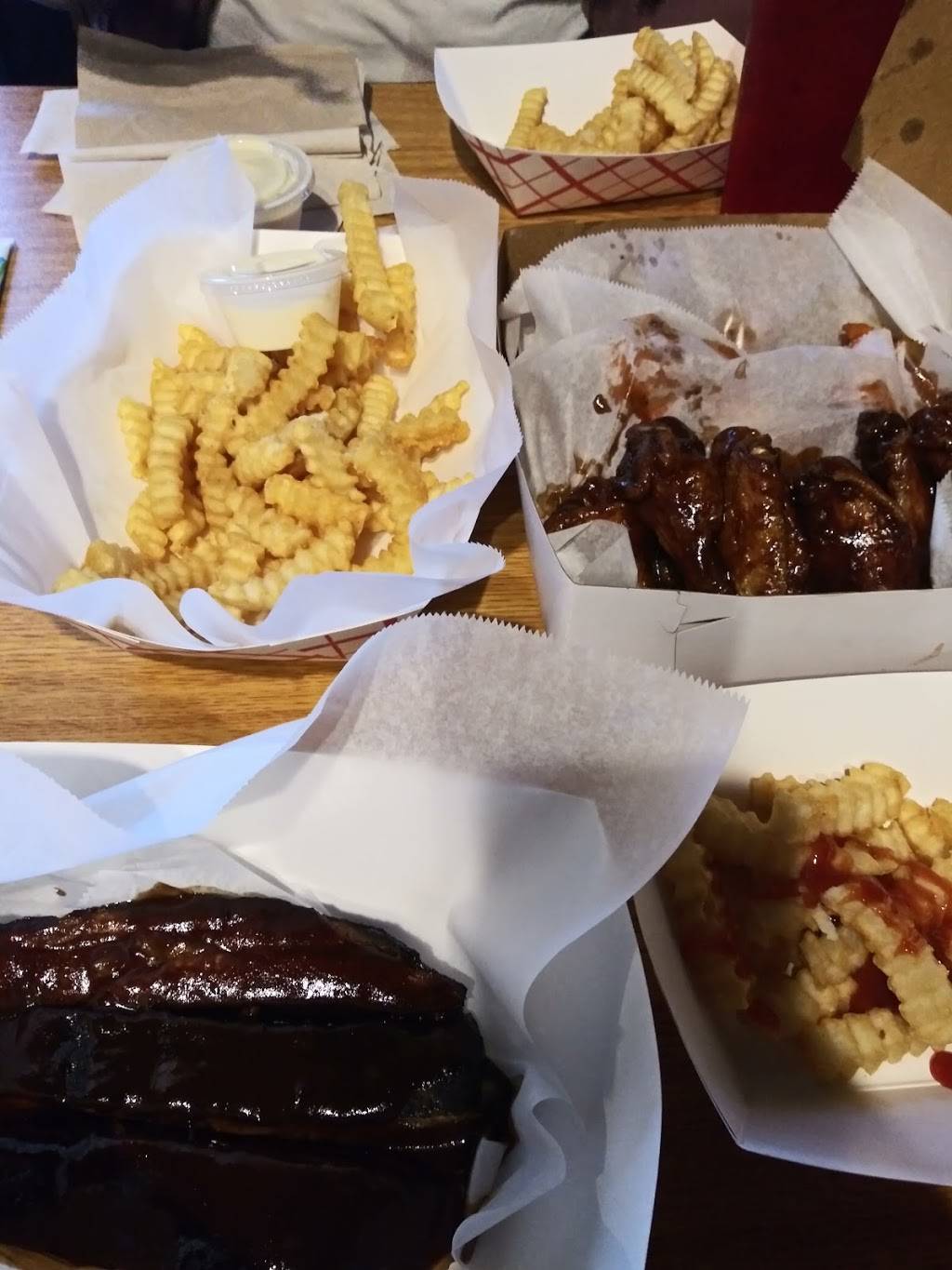 J.R. Crickets McDonough | restaurant | 1095 GA-155 S, McDonough, GA 30253, USA | 4707811159 OR +1 470-781-1159