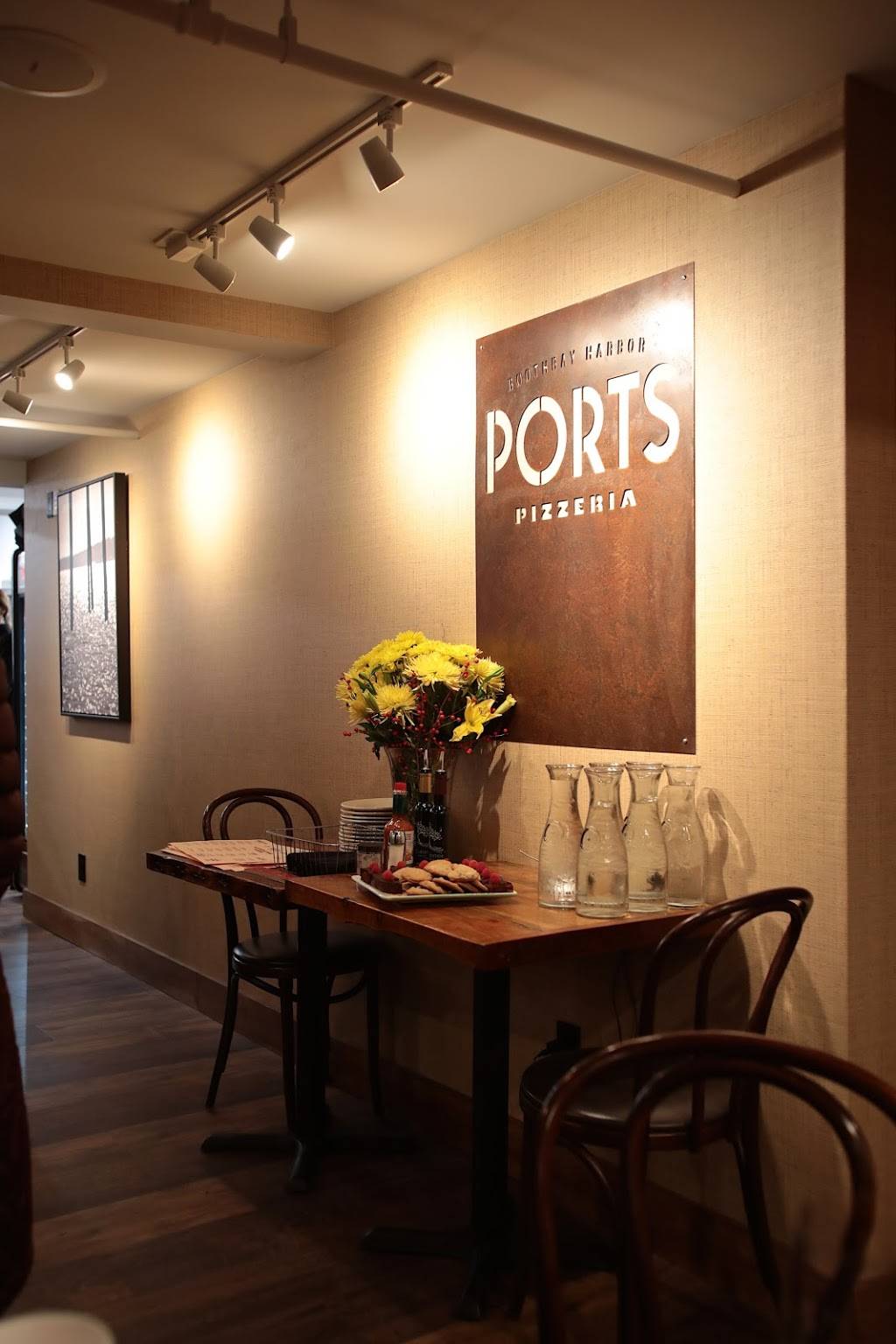 PORTS Pizzeria | restaurant | 28 Union St, Boothbay Harbor, ME 04538, USA | 2076331113 OR +1 207-633-1113