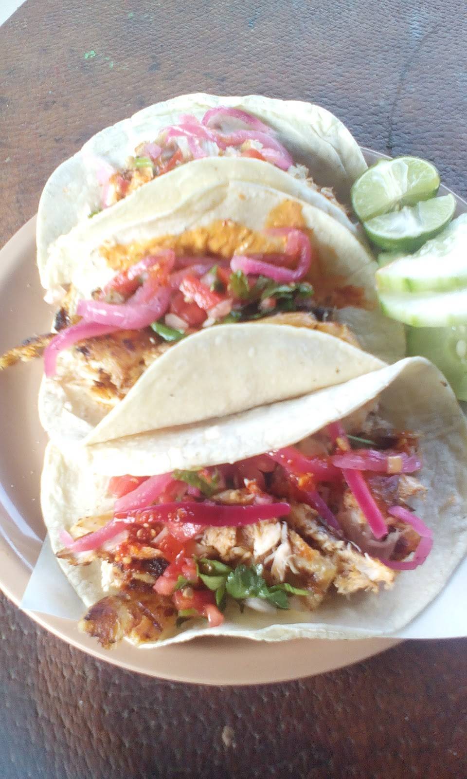 Mariscos Playas Cuatas | restaurant | Av. Transpeninsular 4B, Infonavitlomas del Porvenir, 22110 Tijuana, B.C., Mexico | 016644048821 OR +52 664 404 8821