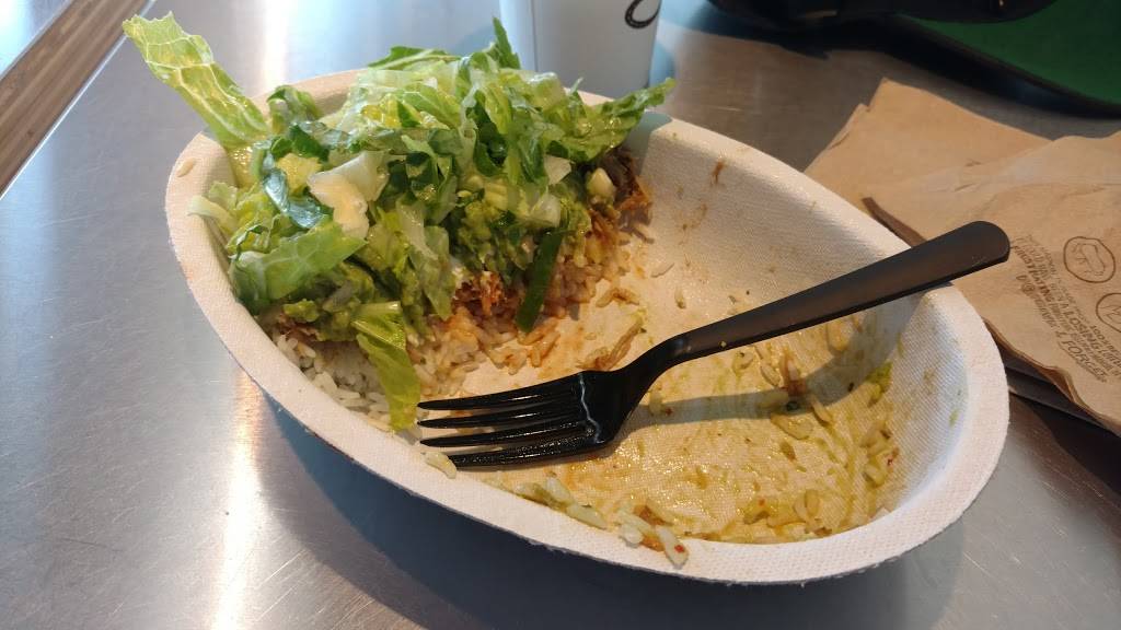 Chipotle Mexican Grill | restaurant | 287 School St Ste 110, Mansfield, MA 02048, USA | 5083392061 OR +1 508-339-2061