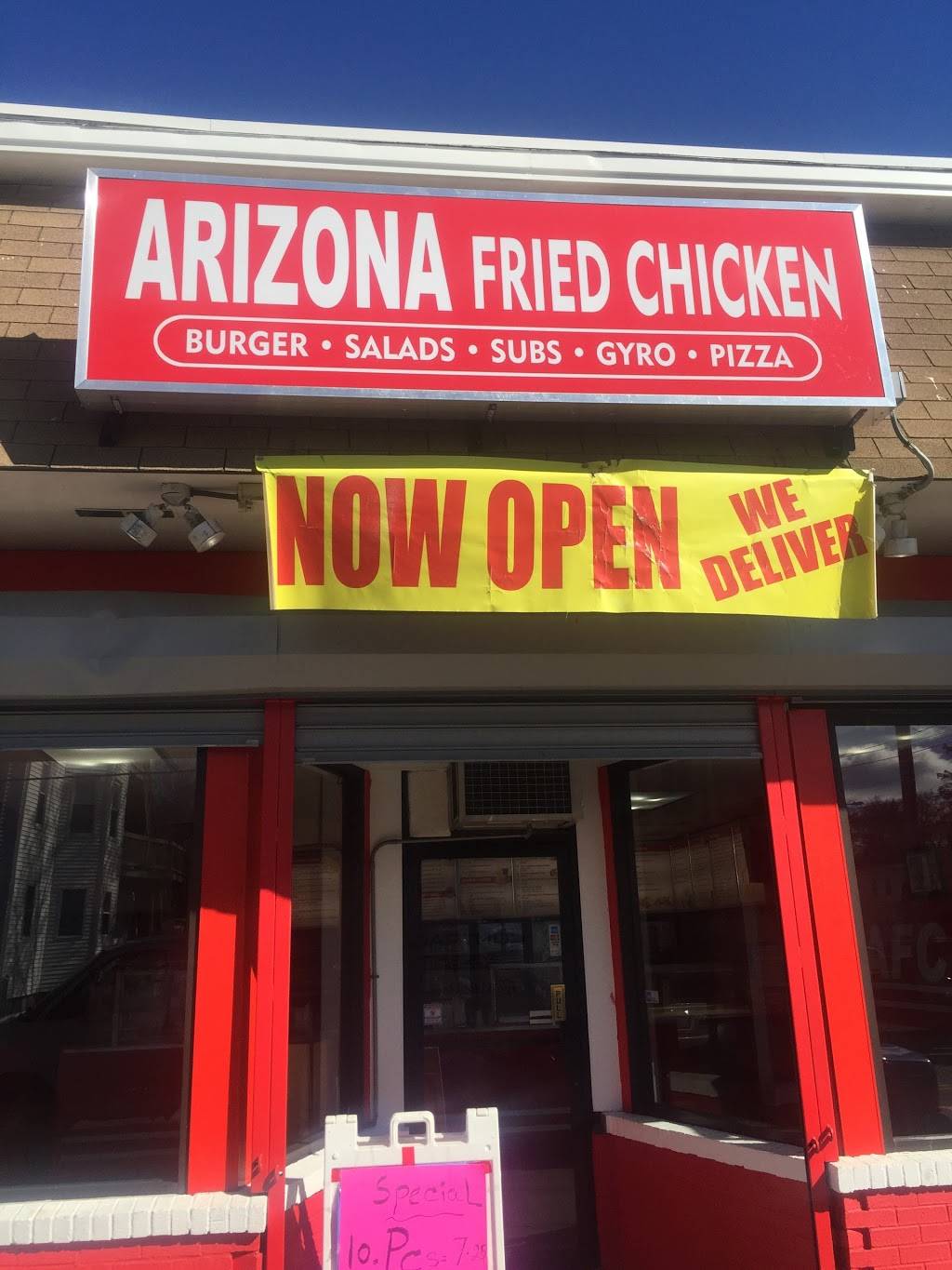 Arizona fried chicken AFC | restaurant | 880 Main St, Brockton, MA 02301, USA | 7742235118 OR +1 774-223-5118