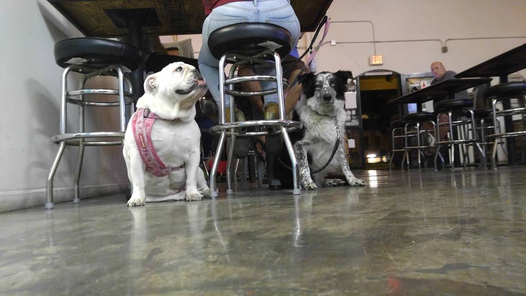 King Harbor Brewing Company | restaurant | 2907 182nd St, Redondo Beach, CA 90278, USA | 3105428657 OR +1 310-542-8657