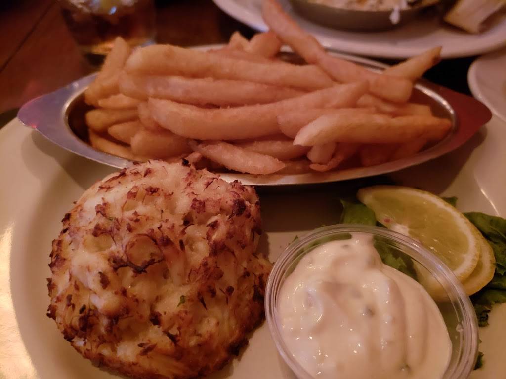 Kitzies | Restaurant & Lounge | restaurant | 1545 Rock Cliff Dr, Martinsburg, WV 25401, USA | 3049014957 OR +1 304-901-4957