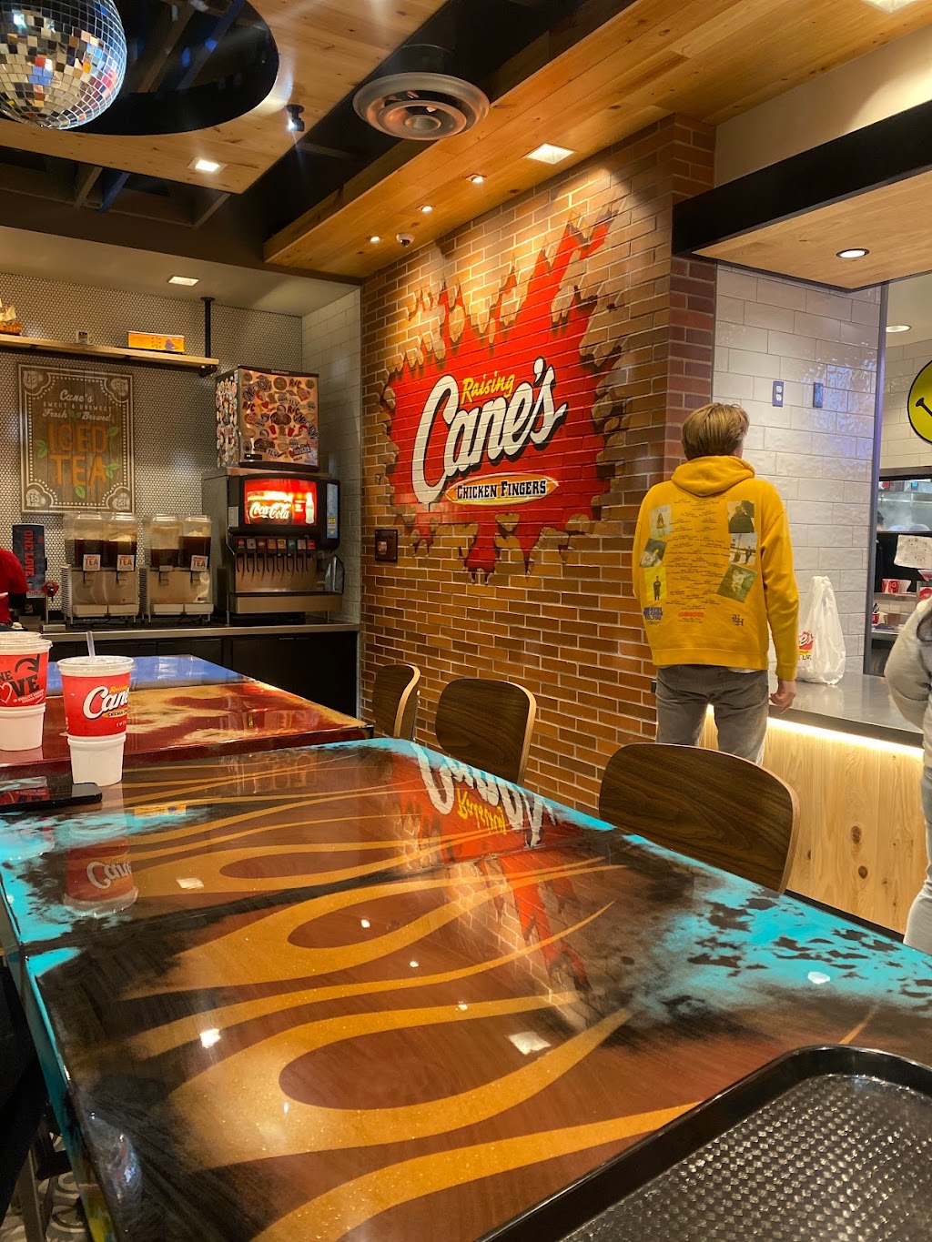 Raising Canes Chicken Fingers | restaurant | 485 Betteravia Rd, Santa Maria, CA 93454, USA | 8056092923 OR +1 805-609-2923