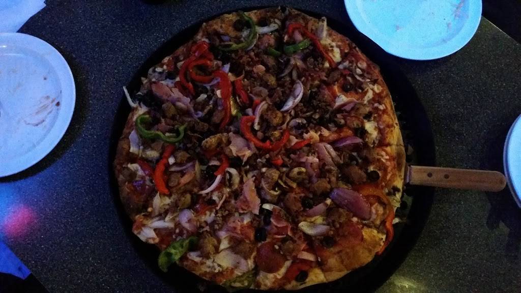 Killer Pizza From Mars | restaurant | 1040 W El Norte Pkwy, Escondido, CA 92026, USA | 7607416277 OR +1 760-741-6277