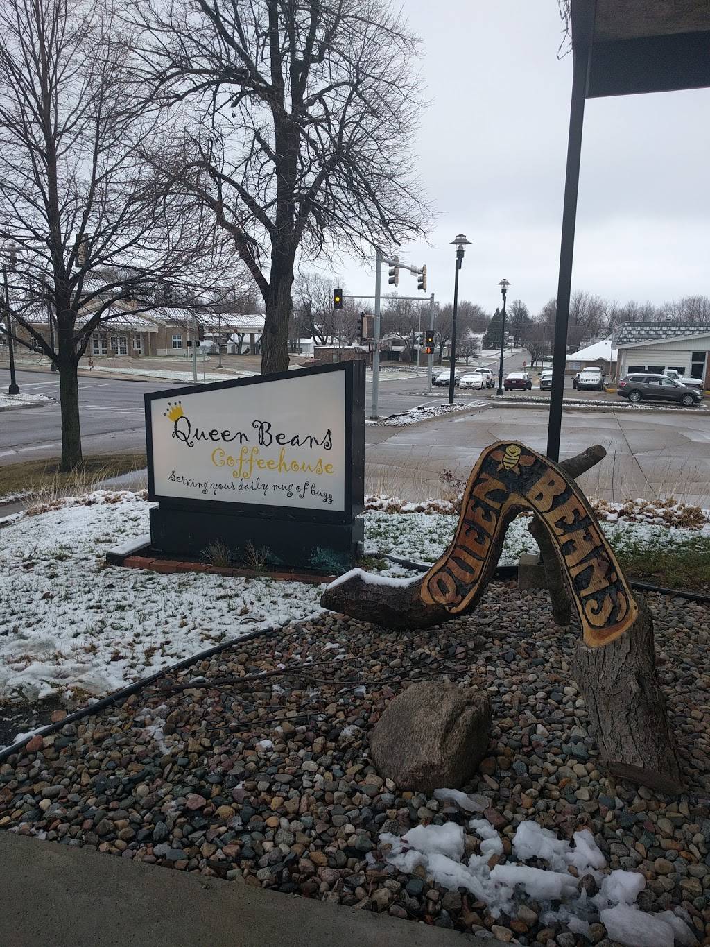 Queen Beans Coffeehouse | cafe | 522 N Clark St, Carroll, IA 51401, USA | 7127921222 OR +1 712-792-1222