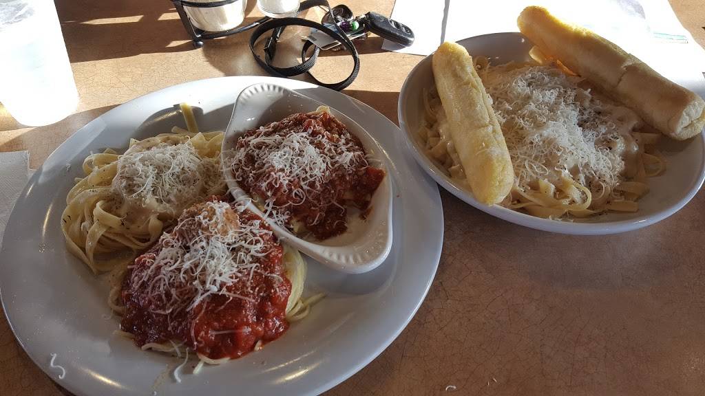 Fazolis | restaurant | 4687 W College Ave, Appleton, WI 54914, USA | 9208306411 OR +1 920-830-6411