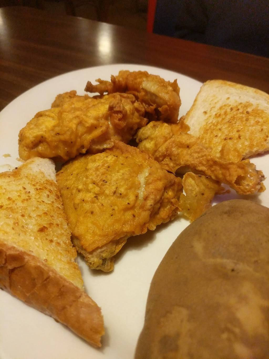 Gilmer Road House | restaurant | 25792 N Midlothian Rd, Mundelein, IL 60060, USA | 8474380300 OR +1 847-438-0300