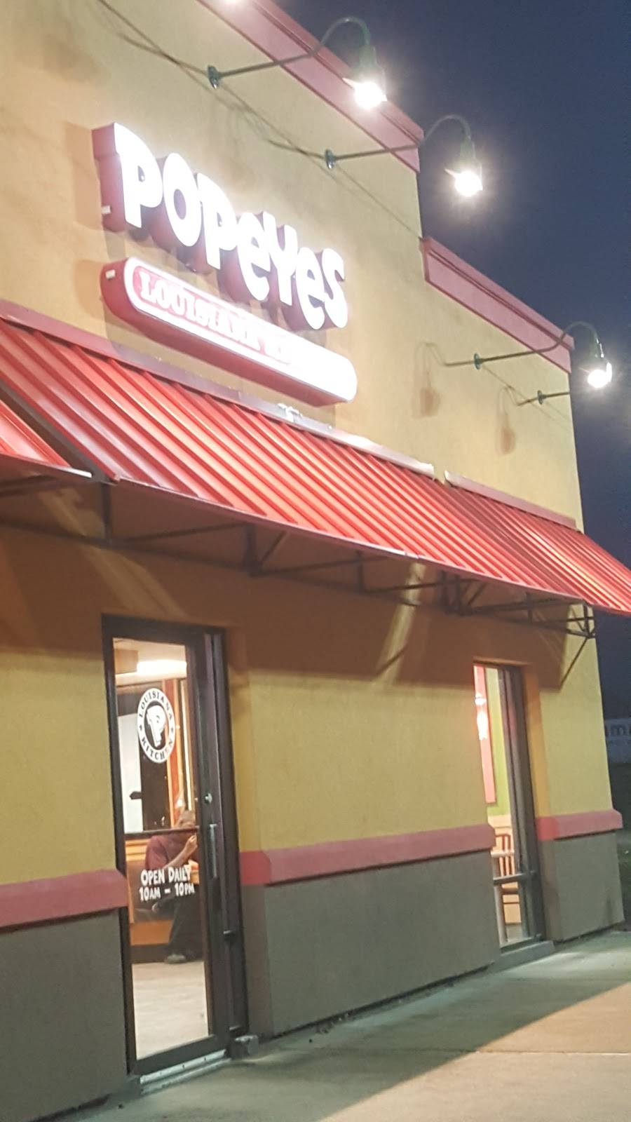 Popeyes Louisiana Kitchen | restaurant | 2877 Target Dr, St. Louis, MO 63136, USA | 3147412600 OR +1 314-741-2600