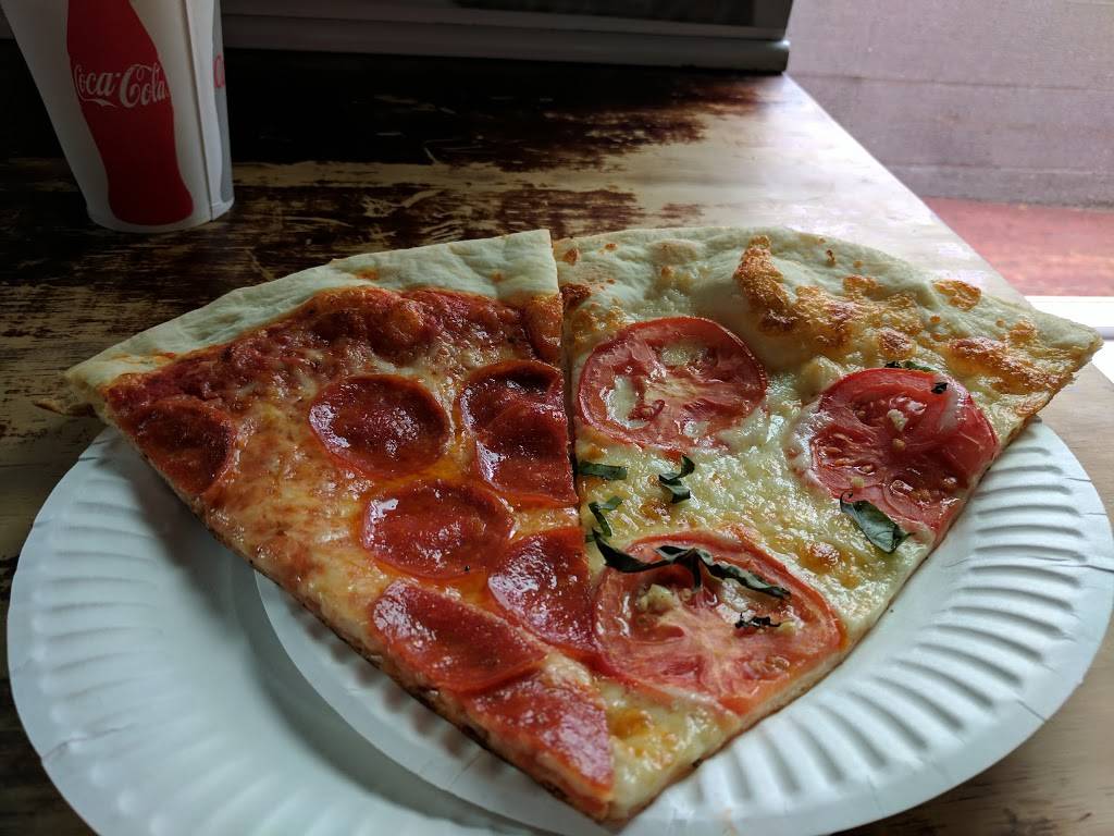 Landinis Pizzeria | restaurant | 1827 India St, San Diego, CA 92101, USA | 6192383502 OR +1 619-238-3502