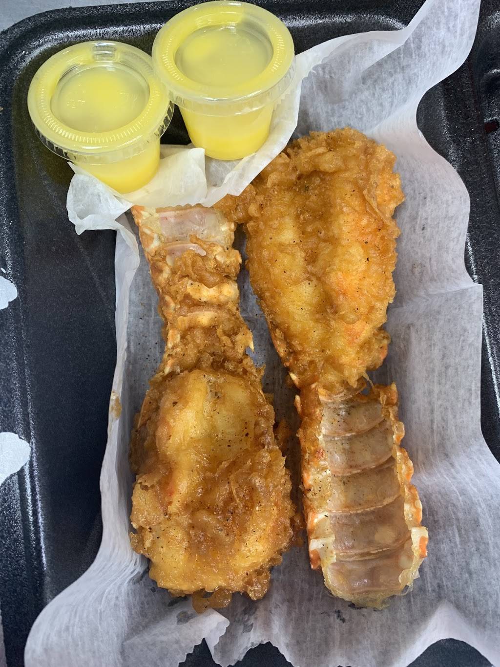 Fish Station Gratiot | restaurant | 13324 Gratiot Ave, Detroit, MI 48205, USA | 3133727272 OR +1 313-372-7272