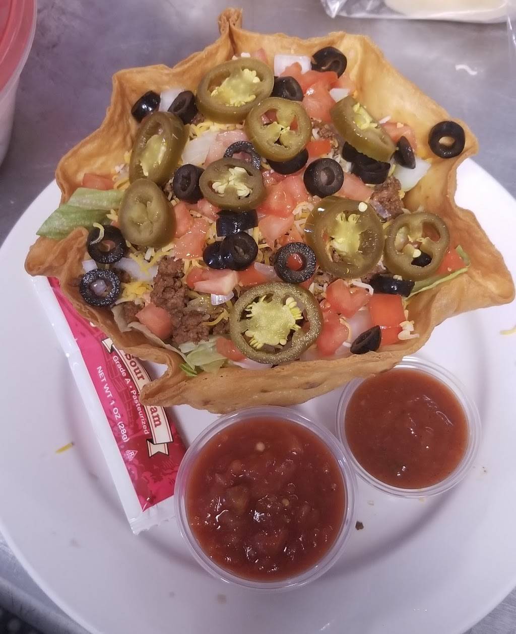 Rockfords on Main | restaurant | 129 W Main Ave, Rockford, IA 50468, USA | 6417562498 OR +1 641-756-2498