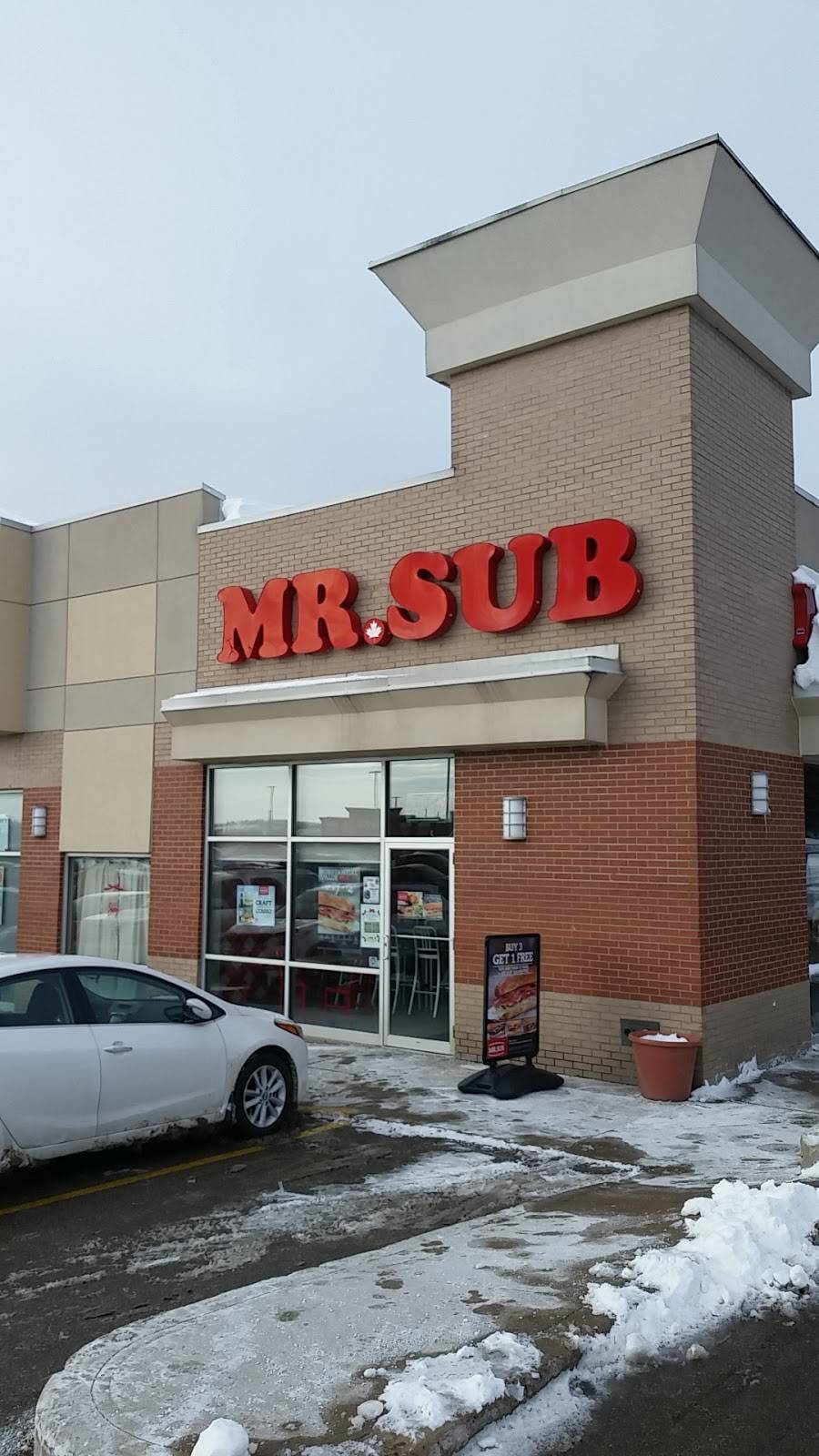 Mr.Sub | restaurant | 475 Norwich Ave, Woodstock, ON N4S 9A2, Canada | 5194213885 OR +1 519-421-3885