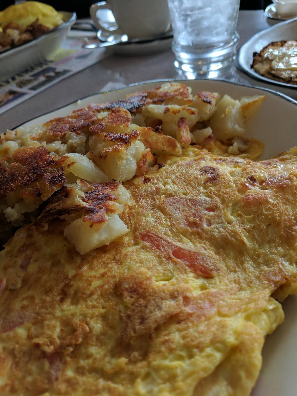 Horizon Diner | restaurant | 726 NJ-17, Ramsey, NJ 07446, USA | 2018251774 OR +1 201-825-1774