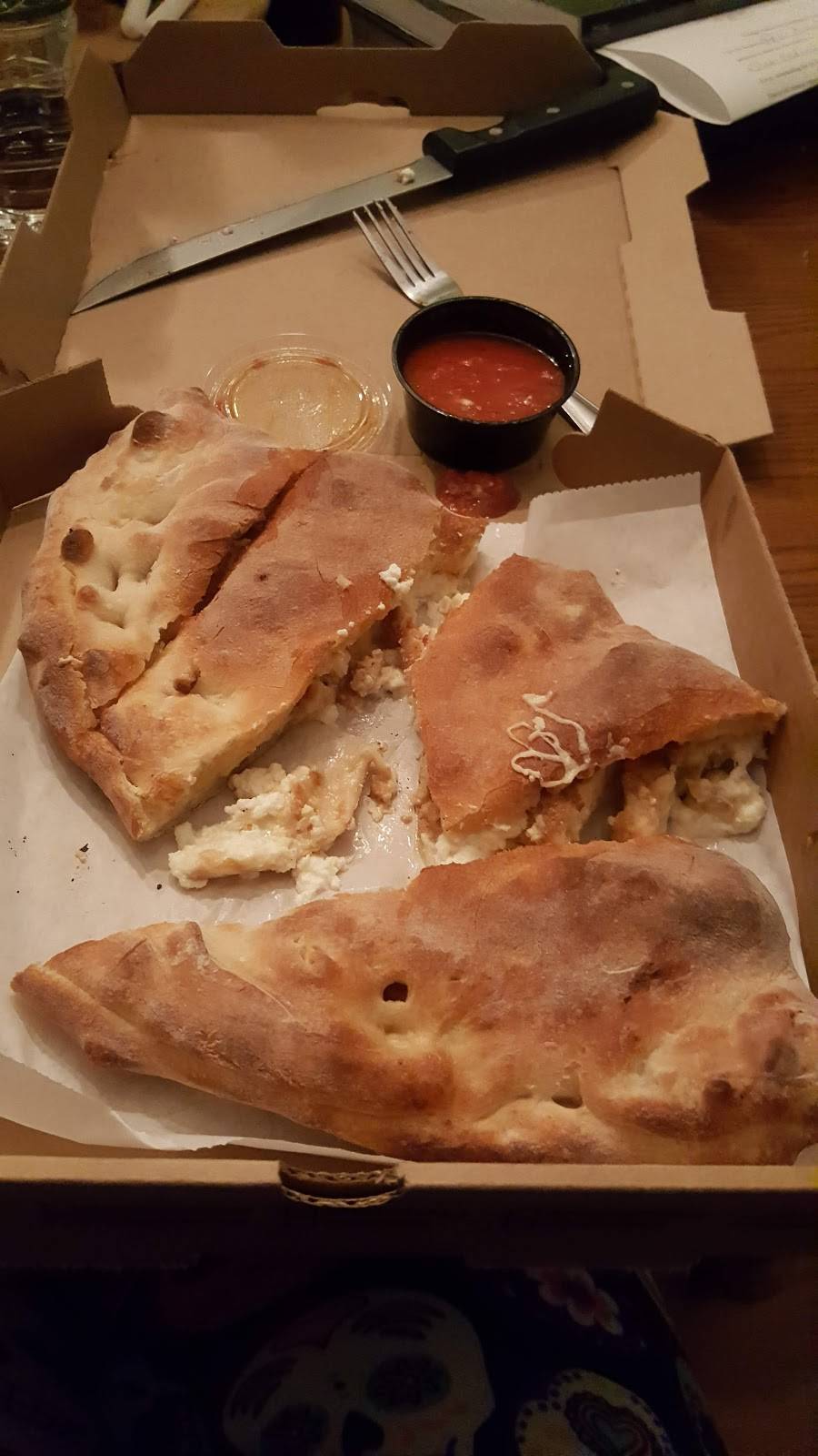 Giannis Pizza & Subs Inc | restaurant | 861 Edgell Rd, Framingham, MA 01701, USA | 5088777697 OR +1 508-877-7697