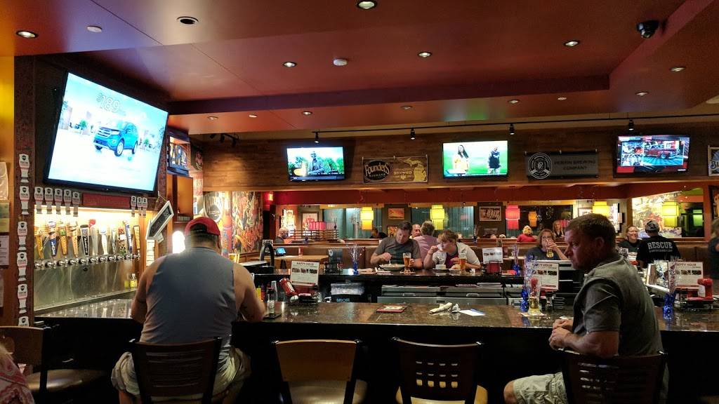 Applebees Grill + Bar | restaurant | 3881 W US-10, Ludington, MI 49431, USA | 2318450611 OR +1 231-845-0611