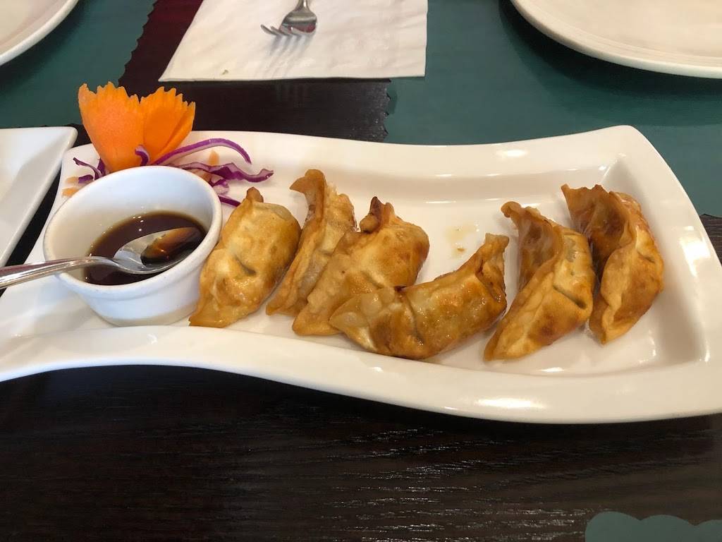 King Of Thai cuisine | restaurant | 6171 Mission Gorge Rd suite 115, San Diego, CA 92120, USA | 6196409688 OR +1 619-640-9688