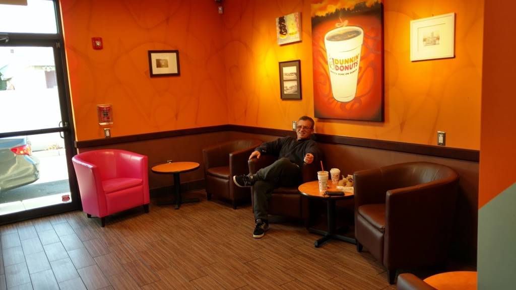 Dunkin | bakery | 328 Wilbur Ave, Swansea, MA 02777, USA | 5086766621 OR +1 508-676-6621