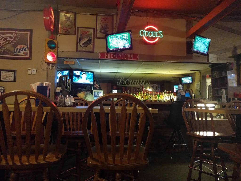 Bennys Pizza | restaurant | 31525 Joy Rd, Westland, MI 48185, USA | 7342613720 OR +1 734-261-3720