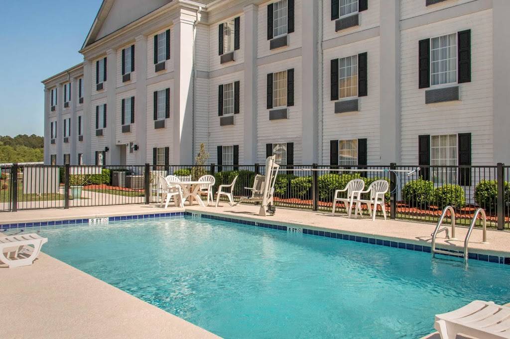 Quality Inn Pooler - Savannah I-95 | restaurant | 125 Bourne Ave, Pooler, GA 31322, USA | 9127480017 OR +1 912-748-0017