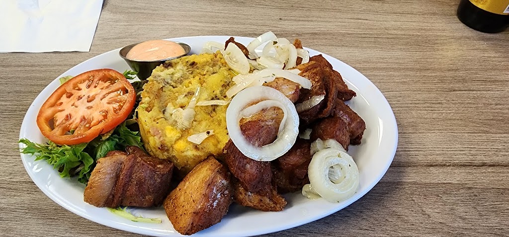 Chino Boricua | restaurant | 627 Chicago Ave, Harrisonburg, VA 22802, USA | 5402142777 OR +1 540-214-2777