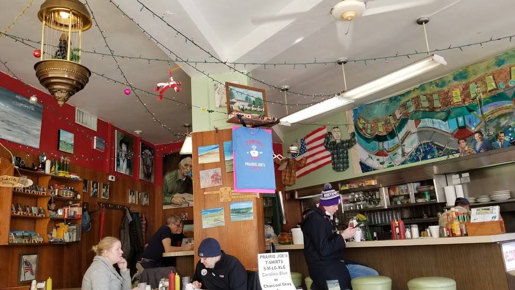 Prairie Joes | restaurant | 1921 Central St, Evanston, IL 60201, USA | 8474910391 OR +1 847-491-0391
