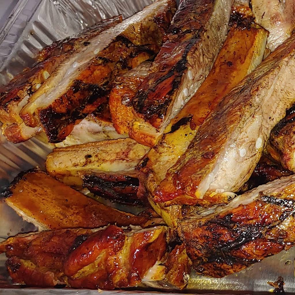 Taste the Smoke BBQ | restaurant | 9908 US HWY 92 Located in the parking lot of, LEX auto shop, Tampa, FL 33610, USA | 8134193984 OR +1 813-419-3984