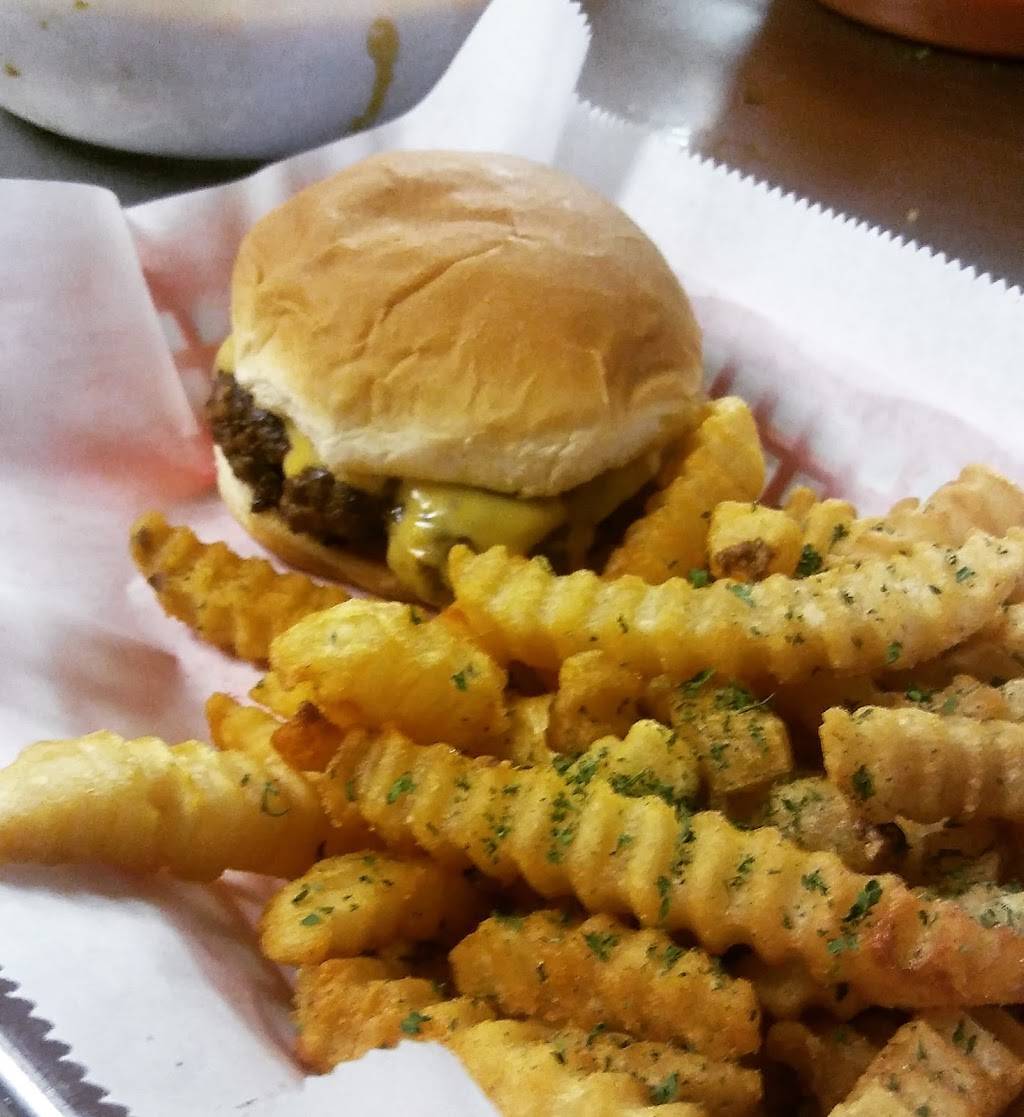 J-Bos Wings & Things | restaurant | 7044 US-64, Oakland, TN 38060, USA | 9012356467 OR +1 901-235-6467