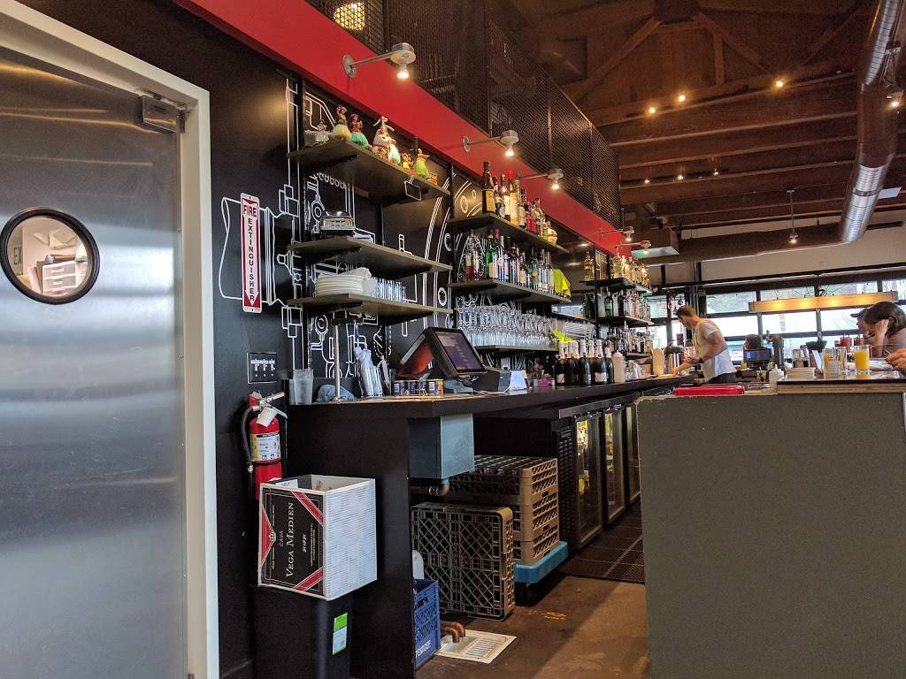 Super Six | restaurant | 3714 S Hudson St, Seattle, WA 98118, USA | 2064201201 OR +1 206-420-1201