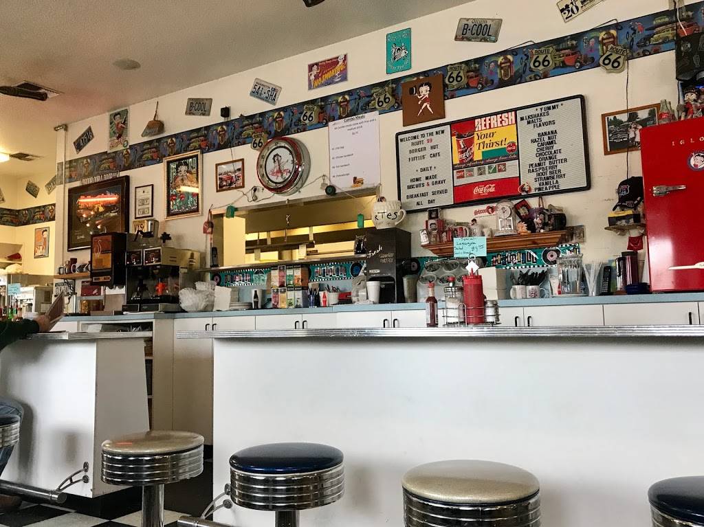 Burger Hut | cafe | 3345 Pacific Hwy, Hubbard, OR 97032, USA | 5039829268 OR +1 503-982-9268