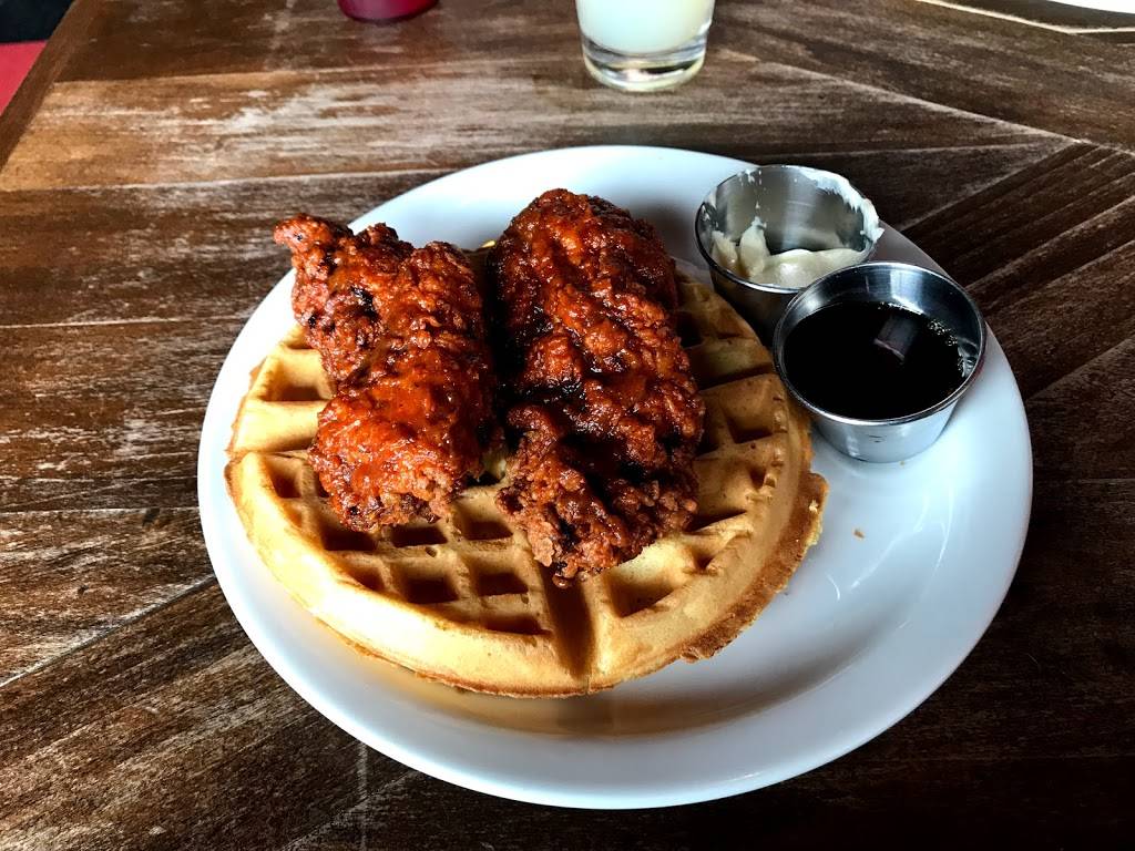 Sisters and Brothers | restaurant | 6031 Airport Way S, Seattle, WA 98108, USA | 2067623767 OR +1 206-762-3767