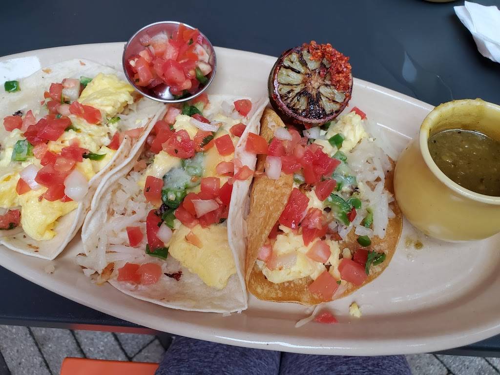 Snooze an AM Eatery | restaurant | 2415 Research Forest Dr, The Woodlands, TX 77381, USA | 3462986450 OR +1 346-298-6450