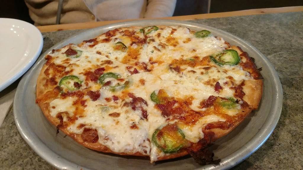 MacKenzie River Pizza, Grill & Pub | restaurant | 4939 E 82nd St, Indianapolis, IN 46250, USA | 3172880609 OR +1 317-288-0609