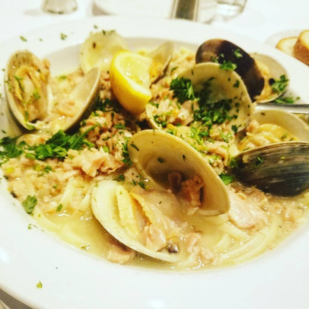 Donovans | restaurant | 21416 41st Ave, Bayside, NY 11361, USA | 7184235353 OR +1 718-423-5353