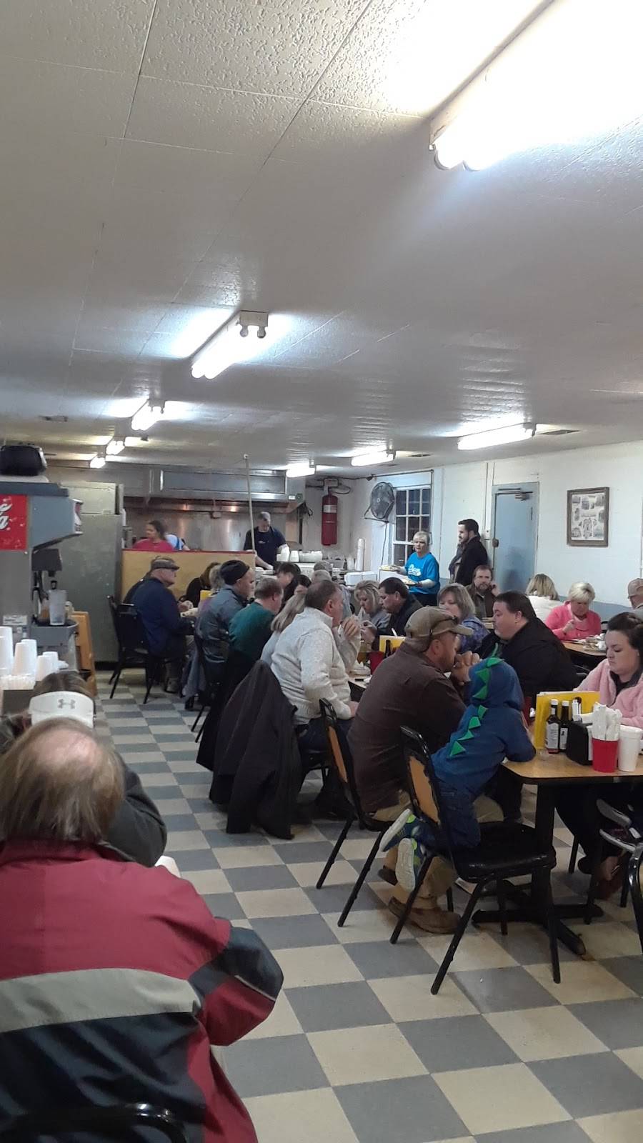 Dixie Castle II | restaurant | 3059 Bells Hwy, Jackson, TN 38305, USA | 7316641030 OR +1 731-664-1030