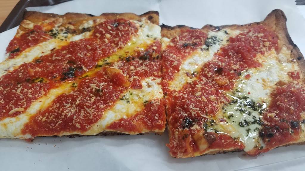 Grandmas Original Pizza | restaurant | 6918 3rd Ave, Brooklyn, NY 11209, USA | 7188334646 OR +1 718-833-4646