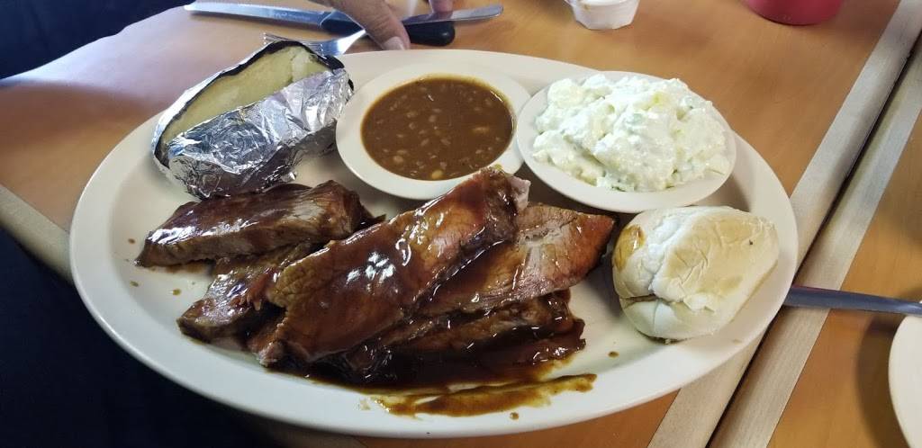 C Js BBQ | restaurant | 480 S Victoria Ave # B, Oxnard, CA 93030, USA | 8058153024 OR +1 805-815-3024