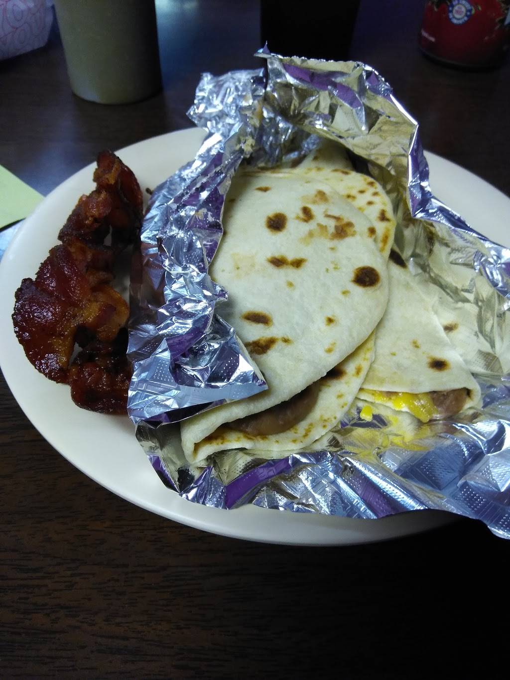 Guerreros Mexican Restaurant | restaurant | 1859 Rigsby Ave, San Antonio, TX 78210, USA | 2103332550 OR +1 210-333-2550