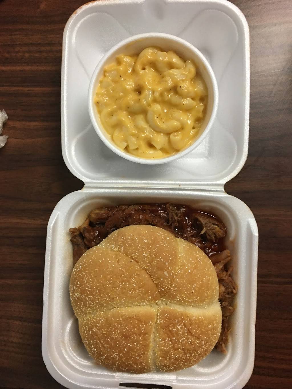 Holy Smoke Heavenly BBQ | restaurant | 2073 N Emerson Ave, Indianapolis, IN 46218, USA | 3175454227 OR +1 317-545-4227