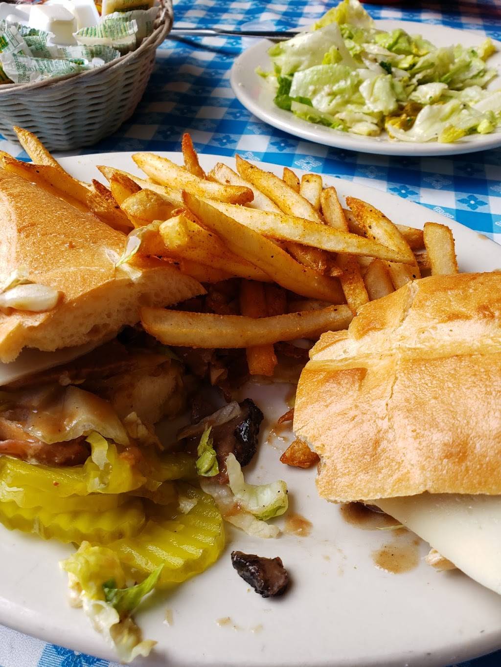 Charlie’s Creole Kitchen | restaurant | 2129 Greenville Ave, Dallas, TX 75206, USA | 2148218890 OR +1 214-821-8890