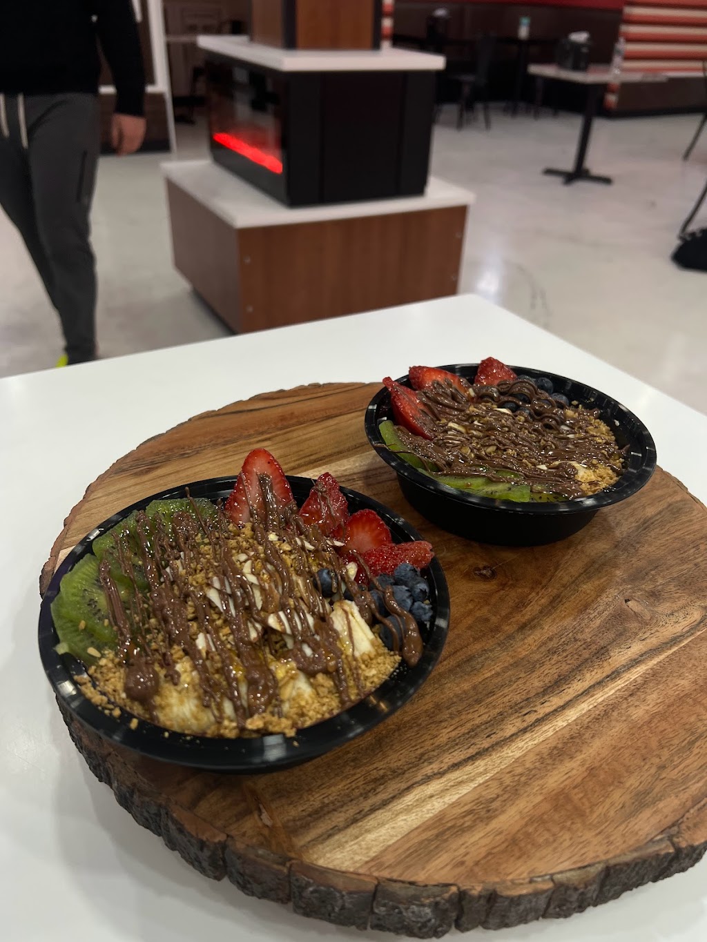 La Gelati | restaurant | 15444 Haggerty Rd, Plymouth, MI 48170, USA | 7346673074 OR +1 734-667-3074